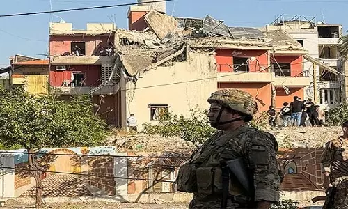 हथियार डिपो में विस्फोट, छह लेबनानी सैनिकों की मौत हथियार डिपो में विस्फोट, छह लेबनानी सैनिकों की मौत