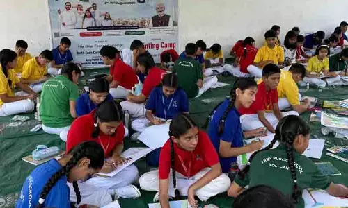 APS के छात्रों ने राष्ट्र के गौरव को चित्रित किया