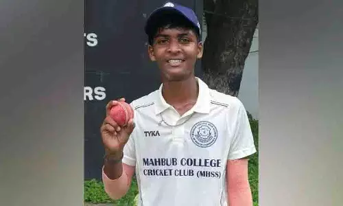 Gaurav Tej के छह विकेट से महबूब कॉलेज को जीत