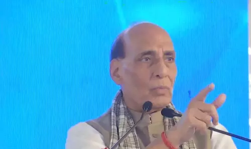 नाम लिए बिना देश के रक्षा मंत्री का अमेरिका के राष्ट्रपति डोनाल्ड ट्रंप को तगड़ा जवाब