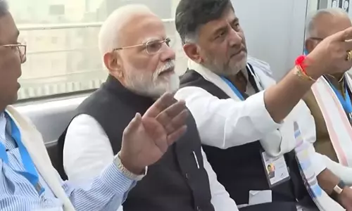 प्रधानमंत्री मोदी ने बेंगलुरु मेट्रो को हरी झंडी दिखाई, उद्घाटन यात्रा की; प्रधानमंत्री मोदी ने बेंगलुरु मेट्रो को हरी झंडी दिखाई, उद्घाटन यात्रा की;