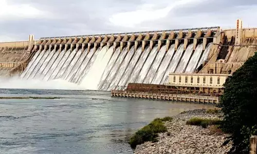 Telangana : नागार्जुन सागर के दो गेट खोले गए और पानी छोड़ा गया