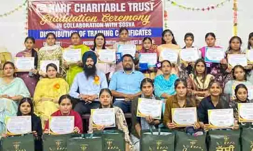 Ludhiana: त्वचा और बालों की देखभाल में कौशल प्रशिक्षण पूरा करने पर महिलाओं को सम्मानित किया