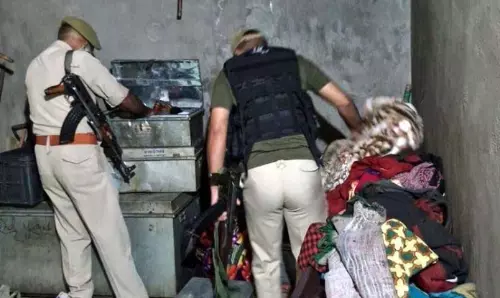 Kishtwar में पुलिस ने आतंकवादियों के 26 घरों पर छापे मारे