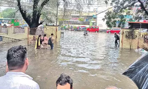 HMDA मुख्यालय एक सप्ताह में दो बार जलमग्न