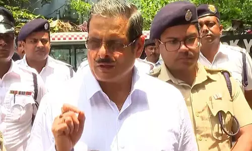 सीपी ने कहा, आप शिकायत दर्ज कराएं या नहीं, जांच तो होगी ही।
