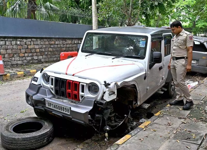 थार की टक्कर से एक की मौत, एक घायल; चालक गिरफ्तार थार की टक्कर से एक की मौत, एक घायल; चालक गिरफ्तार