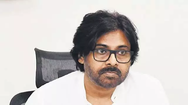 आदिवासी क्षेत्रों में सड़क निर्माण में तेजी लाएं: Pawan Kalyan आदिवासी क्षेत्रों में सड़क निर्माण में तेजी लाएं: Pawan Kalyan