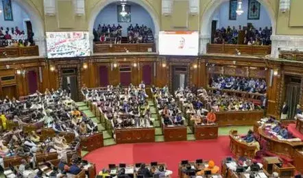 Lucknow: आज से यूपी विधानसभा का मॉनसून सत्र, दिन-रात चलेगा सदन Lucknow: आज से यूपी विधानसभा का मॉनसून सत्र, दिन-रात चलेगा सदन
