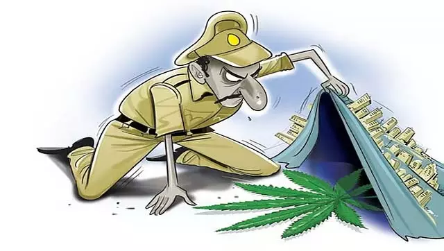 Bengaluru : पुलिस ने नशीले पदार्थों के खिलाफ सख्त कार्रवाई की Bengaluru : पुलिस ने नशीले पदार्थों के खिलाफ सख्त कार्रवाई की