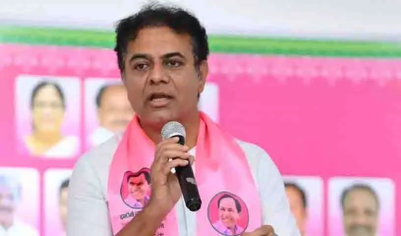 KTR ने तेलंगाना की राजकोषीय गिरावट पर चिंता जताई, कैग रिपोर्ट को रेड अलर्ट बताया KTR ने तेलंगाना की राजकोषीय गिरावट पर चिंता जताई, कैग रिपोर्ट को रेड अलर्ट बताया