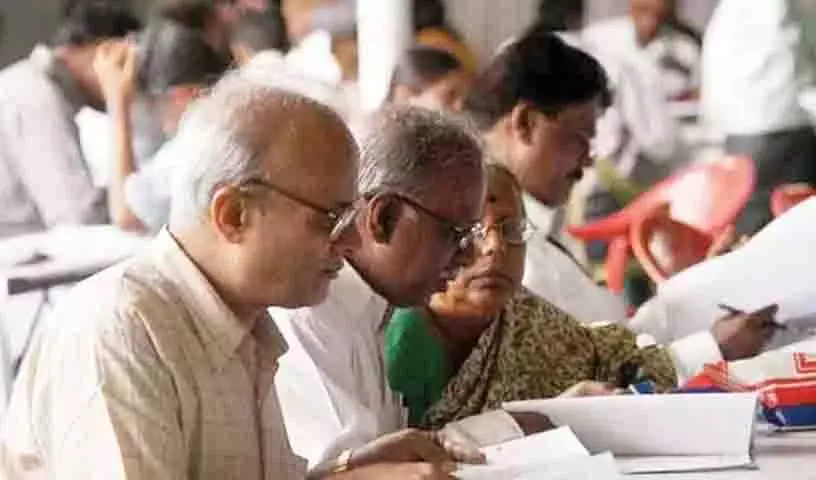 Telangana के सेवानिवृत्त कर्मचारियों ने कांग्रेस के अधूरे वादों के खिलाफ 11 अगस्त को पेंशनभोगियों के धरने का समर्थन किया Telangana के सेवानिवृत्त कर्मचारियों ने कांग्रेस के अधूरे वादों के खिलाफ 11 अगस्त को पेंशनभोगियों के धरने का समर्थन किया