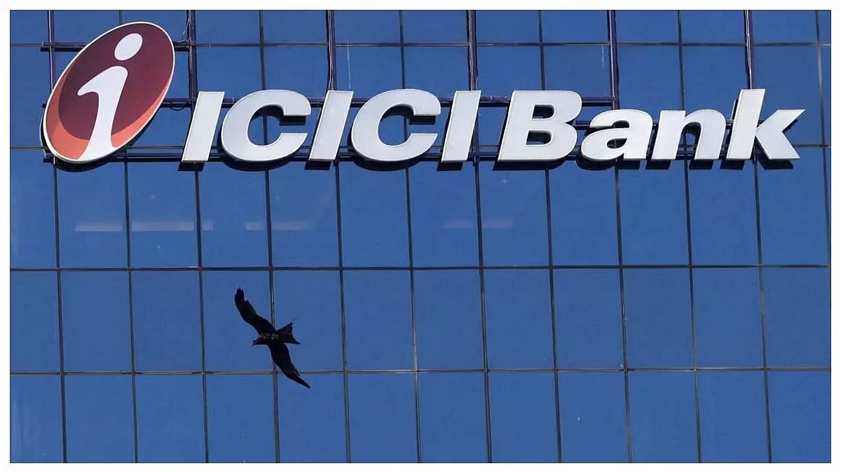 बचत खातों में बढ़ी लिमिट पर ICICI बैंक को घेरा सिविल सोसाइटी ने बचत खातों में बढ़ी लिमिट पर ICICI बैंक को घेरा सिविल सोसाइटी ने