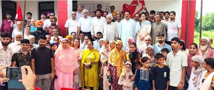 भाजपा जानबूझकर J&K के लोगों को राज्य का दर्जा देने से वंचित कर रही है: सधोत्रा भाजपा जानबूझकर J&K के लोगों को राज्य का दर्जा देने से वंचित कर रही है: सधोत्रा