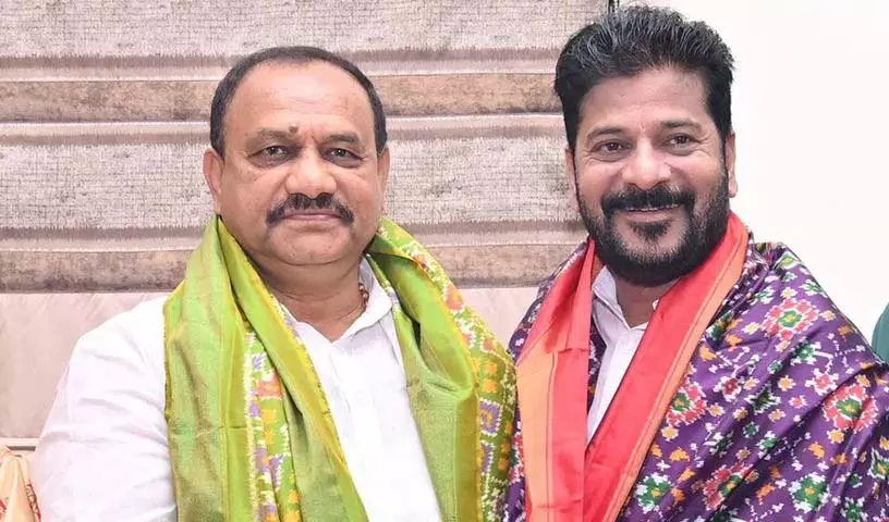 महेश कुमार गौड़ ने मुख्यमंत्री ए. रेवंत रेड्डी से किया महत्वपूर्ण संवाद महेश कुमार गौड़ ने मुख्यमंत्री ए. रेवंत रेड्डी से किया महत्वपूर्ण संवाद