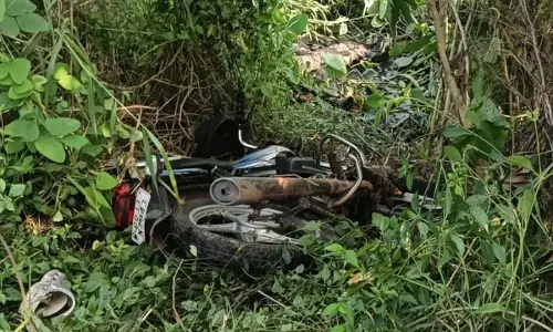 भुवनेश्वर में सुंदरपाड़ा नहर के पास व्यक्ति मृत मिला; परिवार ने हत्या का आरोप लगाया भुवनेश्वर में सुंदरपाड़ा नहर के पास व्यक्ति मृत मिला; परिवार ने हत्या का आरोप लगाया