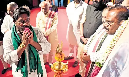गरीबी सफलता में बाधा नहीं, पूर्व केंद्रीय मंत्री शिवशंकर इसका प्रमाण: Dy CM Bhatti गरीबी सफलता में बाधा नहीं, पूर्व केंद्रीय मंत्री शिवशंकर इसका प्रमाण: Dy CM Bhatti