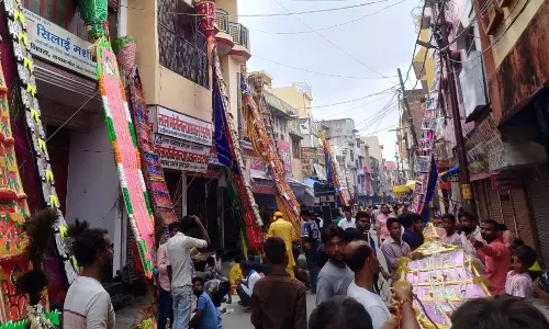 Kayamganj: गोगा महाराज जयंती पर धूमधाम से आयोजित निशान यात्रा