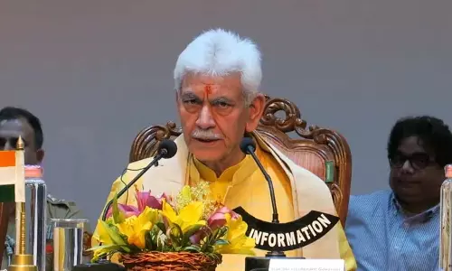 एलजी सिन्हा ने जम्मू-कश्मीर की रेल क्रांति के लिए प्रधानमंत्री की सराहना की