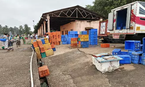 Karwar : मछली पकड़ने के बंदरगाह के लिए सुविधाओं का अभाव