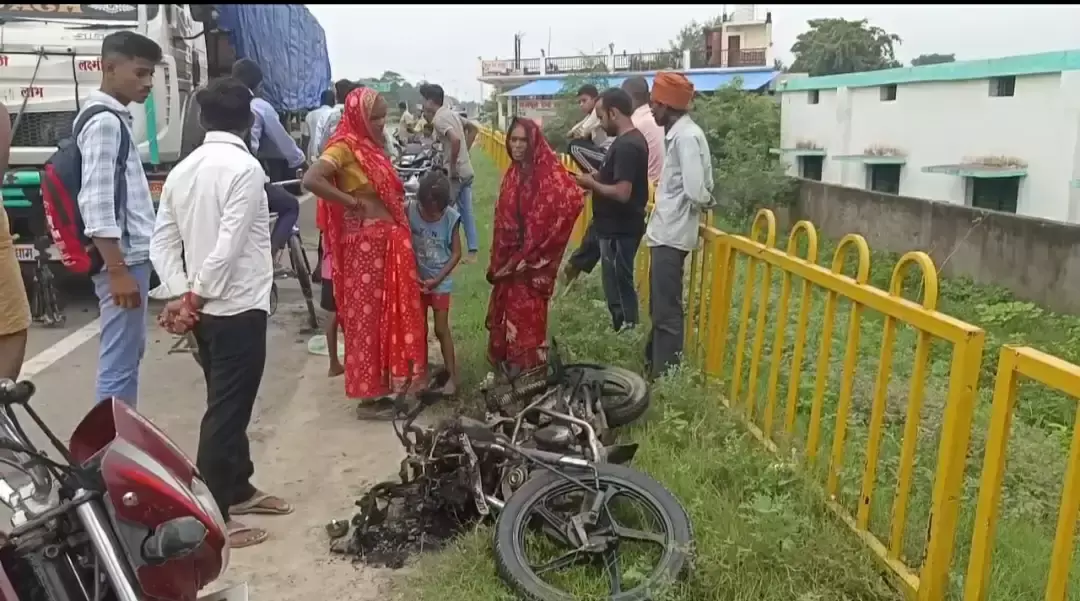 Amethi: सड़क दुर्घटना में घायल युवक ने तोड़ा दम Amethi: सड़क दुर्घटना में घायल युवक ने तोड़ा दम