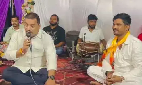 भजन गायक बने विधायक को सुनकर मंत्रमुग्ध हुए लोग