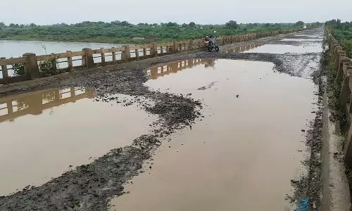Karnataka : देवनागांव पुल खतरे के कगार पर