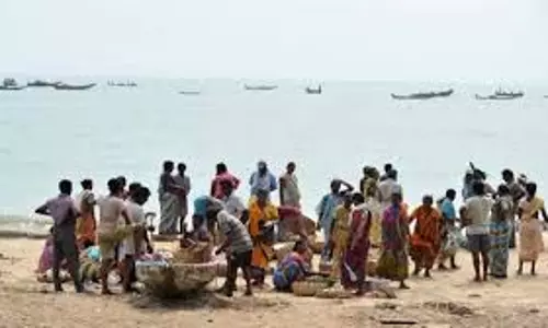 रामेश्वरम के मछुआरे 15 अगस्त को भूख हड़ताल करेंगे रामेश्वरम के मछुआरे 15 अगस्त को भूख हड़ताल करेंगे