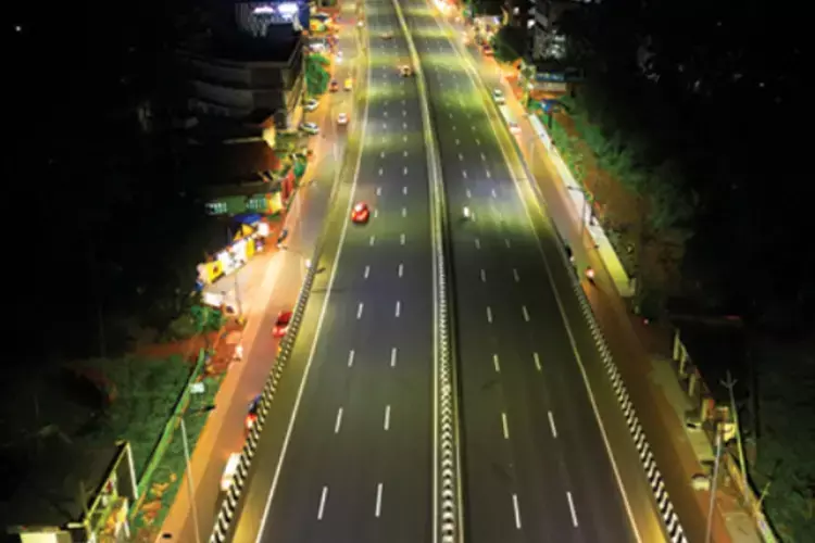 KSEB केरल के सबसे लंबे राजमार्ग को बिजली देगा KSEB केरल के सबसे लंबे राजमार्ग को बिजली देगा