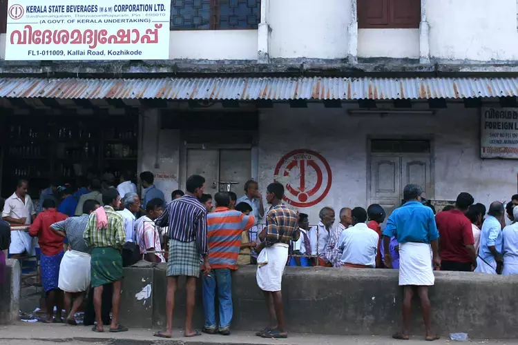 केरल में जल्द ही BEVCO ऐप के जरिए शराब की होम डिलीवरी हो सकती है