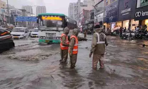 कम दबाव के कारण तेलंगाना में भारी से बहुत भारी बारिश की संभावना: IMD