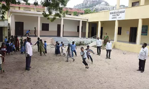 Yadgir : शताब्दी के स्कूलों को ऊर्जावान बनाने की आवश्यकता
