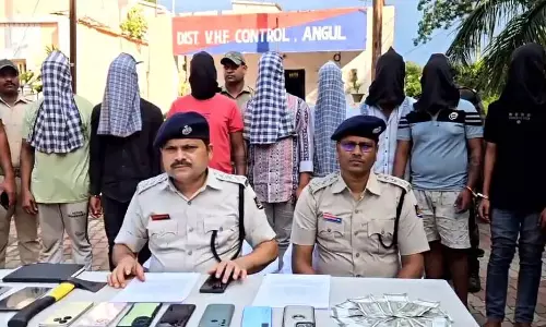 अंगुल में हाईवे डकैती नाकाम, 8 हथियारबंद डकैत गिरफ्तार अंगुल में हाईवे डकैती नाकाम, 8 हथियारबंद डकैत गिरफ्तार