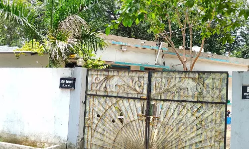 पुलिस अधिकारियों की पहल बनी प्रेरणा, सुरक्षा के लिए कॉलोनी में लग रहे हैं सीसीटीवी