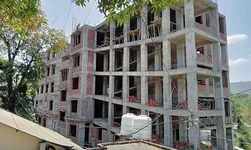 Himachal: 5 साल बाद भी थुरल का सिविल अस्पताल अभी भी अधूरा