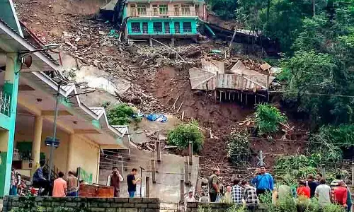 बादल फटने और अराजकता, Himachal को पहाड़ों से मिली चेतावनी