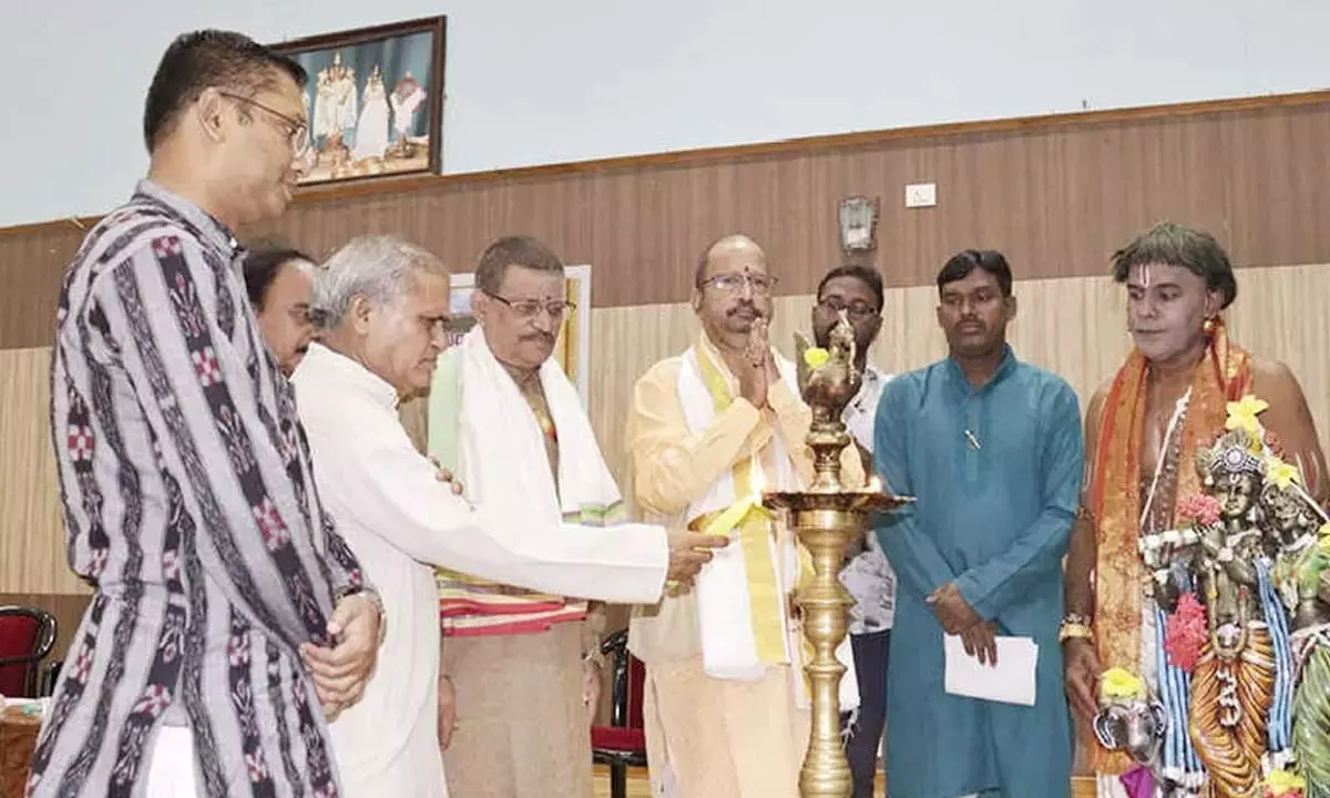 Andhra: NSU में मनाया गया कृष्णम वंदे जगद्गुरुम