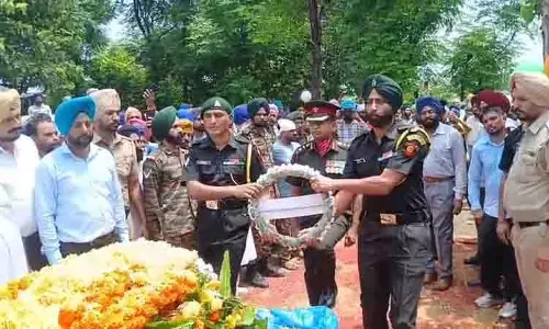 Lance Naik Pritpal Singh का पैतृक गांव में पूरे राजकीय सम्मान के साथ अंतिम संस्कार किया गया