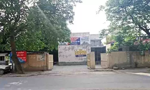 NRI की 20 करोड़ रुपये की जमीन हड़पने के आरोप में 79 वर्षीय व्यक्ति गिरफ्तार