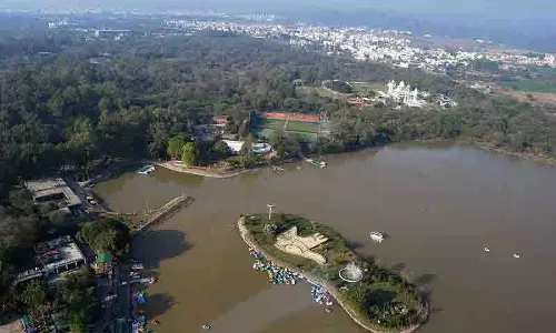 स्वतंत्रता दिवस सप्ताह समारोह के उपलक्ष्य में Sukhna झील पर ‘बोट रैली’