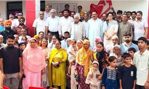 भाजपा जानबूझकर J&K के लोगों को राज्य का दर्जा देने से वंचित कर रही है: सधोत्रा भाजपा जानबूझकर J&K के लोगों को राज्य का दर्जा देने से वंचित कर रही है: सधोत्रा
