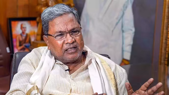 कर्नाटक के मुख्यमंत्री का आरोप: BJP सरकार और चुनाव आयोग पूरी तरह भटक गए