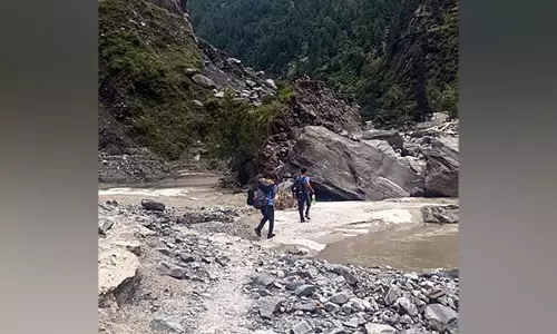 उत्तराखंड पुलिस ने भारी बारिश के अलर्ट के बीच जनता से सतर्क रहने की अपील की