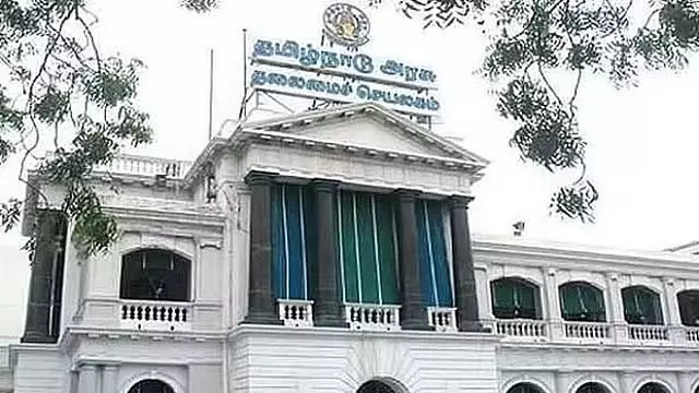 Tamil Nadu : 4 आईपीएस अधिकारियों का तबादला Tamil Nadu : 4 आईपीएस अधिकारियों का तबादला