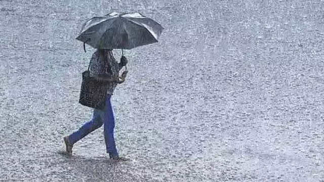 Tamil Nadu : बंगाल की खाड़ी में कल कम दबाव का क्षेत्र बनने की संभावना Tamil Nadu : बंगाल की खाड़ी में कल कम दबाव का क्षेत्र बनने की संभावना