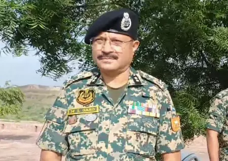 बॉर्डर पर BSF की बड़ी कार्रवाई, 7 करोड़ की हेरोइन बरामद बॉर्डर पर BSF की बड़ी कार्रवाई, 7 करोड़ की हेरोइन बरामद