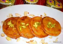 Paneer Malpua Recipe : घर पर जरूर ट्राई करें स्वादिष्ट पनीर मालपुआ Paneer Malpua Recipe : घर पर जरूर ट्राई करें स्वादिष्ट पनीर मालपुआ