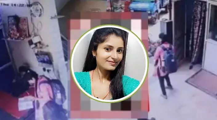 7 अगस्त को नर्मदा एक्सप्रेस में सवार होकर कटनी की 28 वर्षीय लड़की फरार 7 अगस्त को नर्मदा एक्सप्रेस में सवार होकर कटनी की 28 वर्षीय लड़की फरार