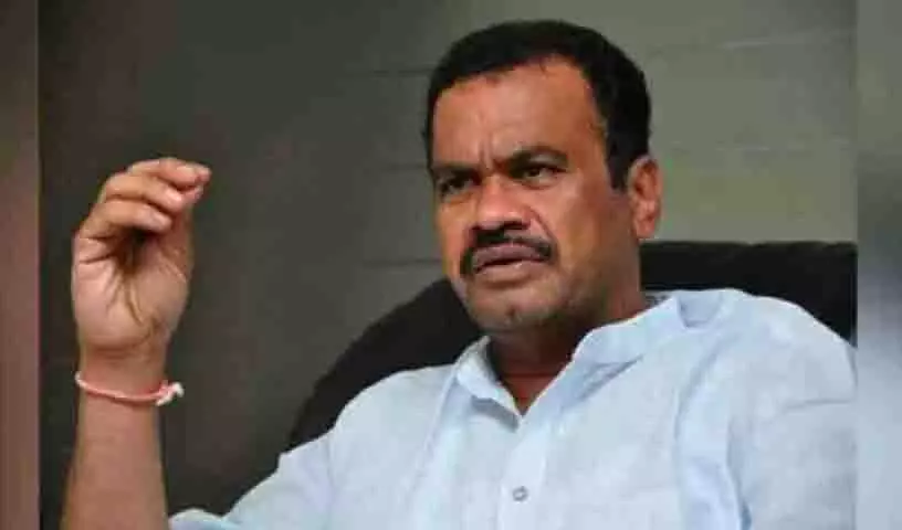 SLBC सुरंग ढहने: कोमाटीरेड्डी ने KCR पर काला जादू करने का आरोप लगाकर बचने की कोशिश की! SLBC सुरंग ढहने: कोमाटीरेड्डी ने KCR पर काला जादू करने का आरोप लगाकर बचने की कोशिश की!