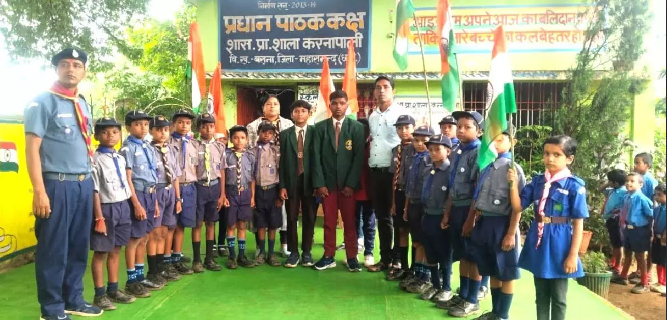 हर घर तिरंगा कार्यक्रम के द्वितीय चरण में तिरंगा यात्रा व सांस्कृतिक कार्यक्रमों का आयोजन हर घर तिरंगा कार्यक्रम के द्वितीय चरण में तिरंगा यात्रा व सांस्कृतिक कार्यक्रमों का आयोजन